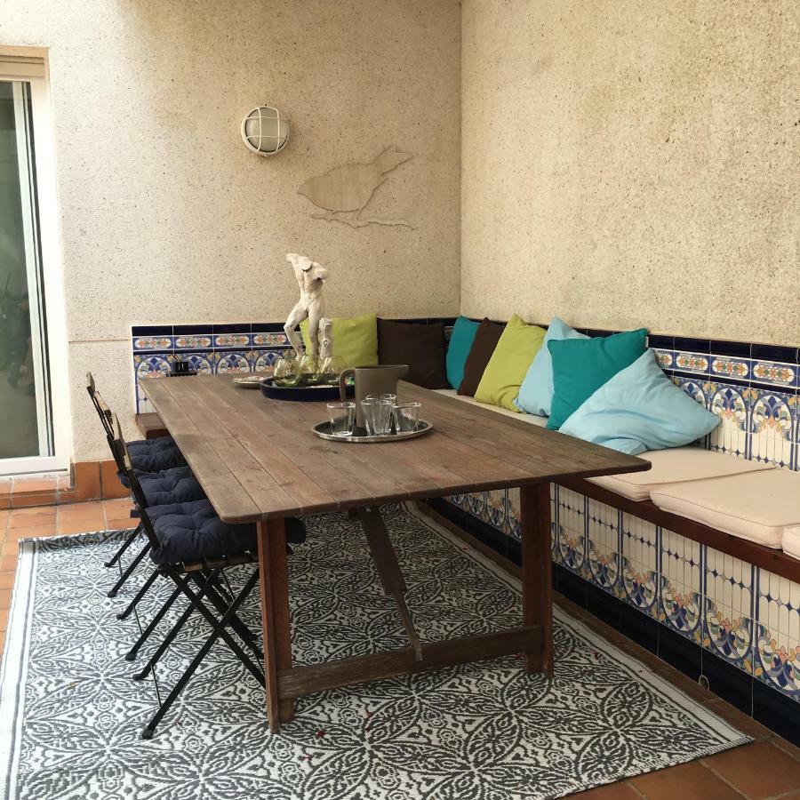 Bed and Breakfast Casa Balmins Сиджес Экстерьер фото